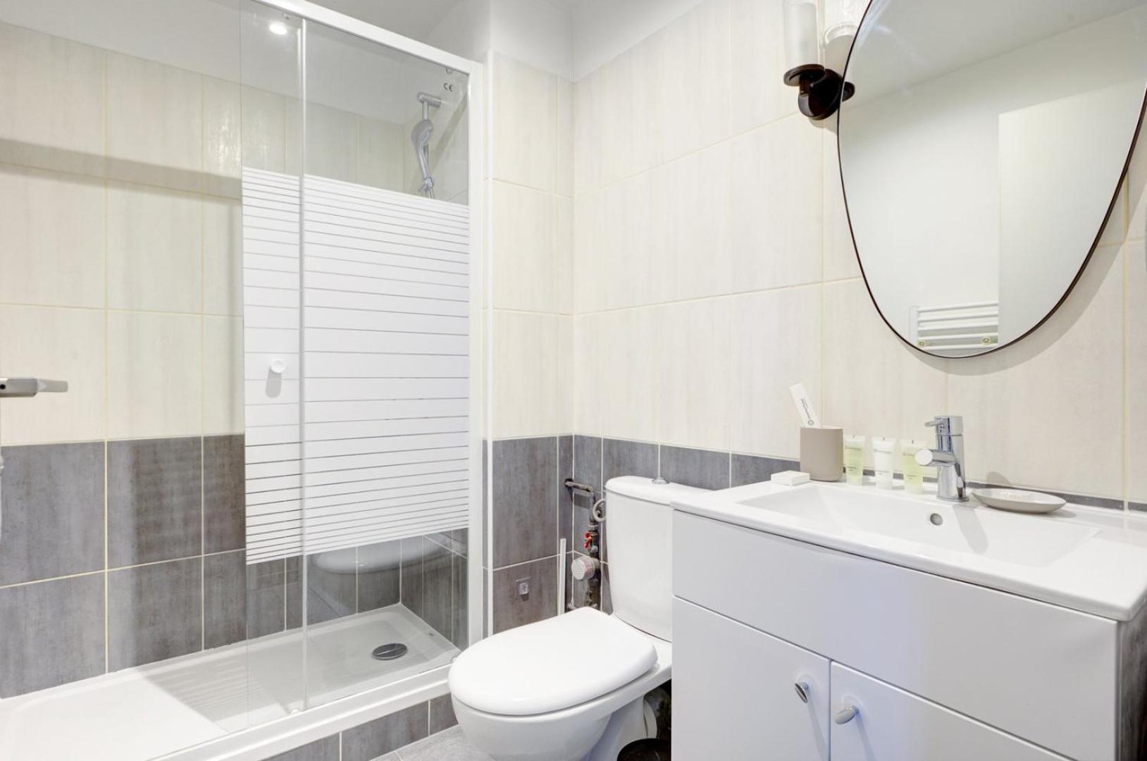 809 Suite Fantastic - Superb Apartment Баньоле Экстерьер фото